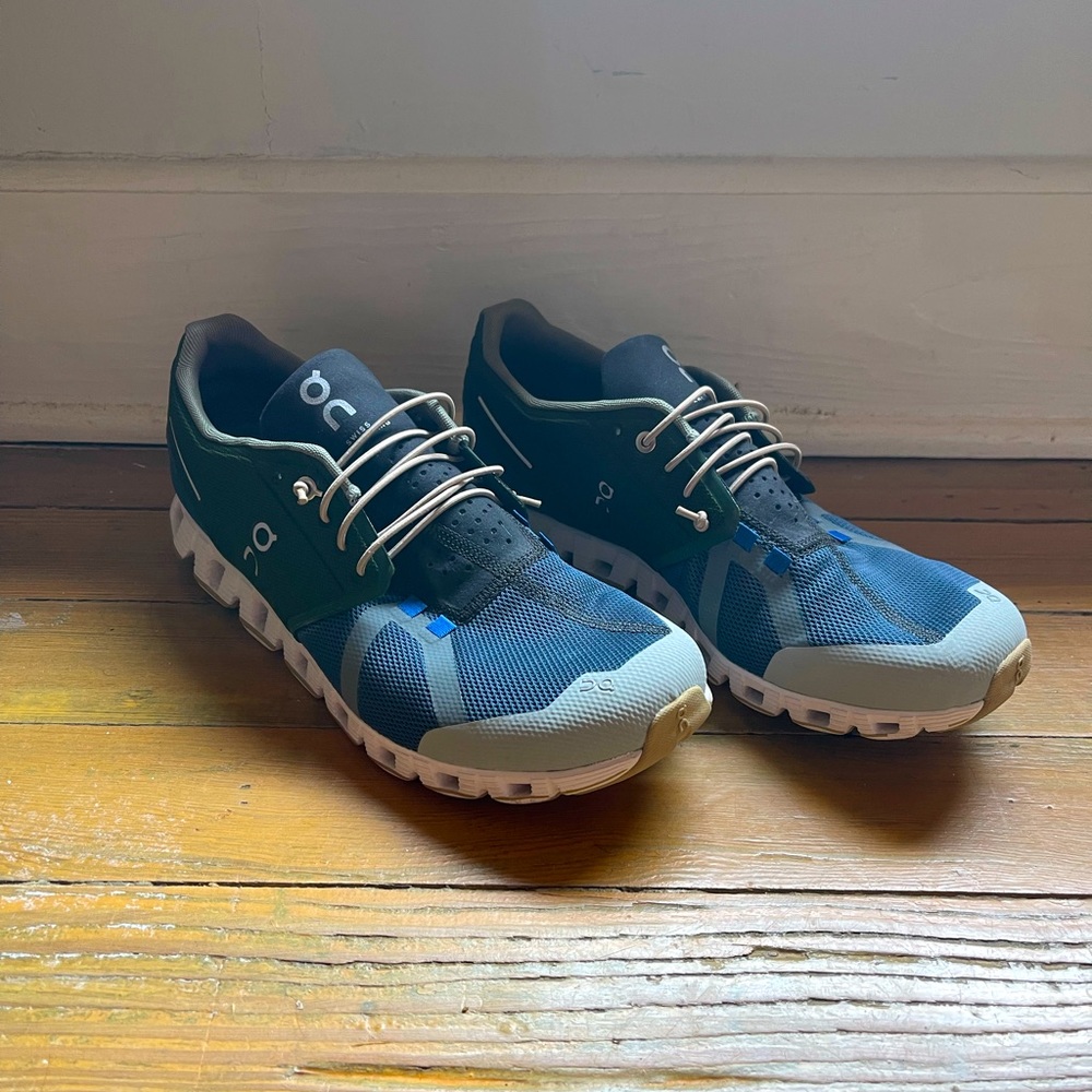 mens on cloud